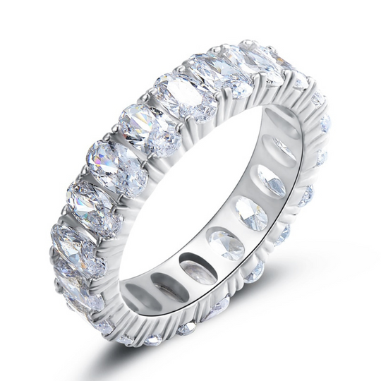 Grooved Ring with Zirconia in Silver