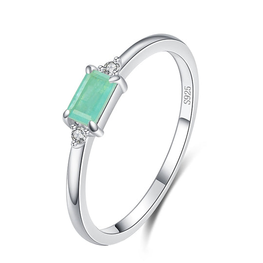 Solitaire Ring with Paraíba Tourmaline in Silver