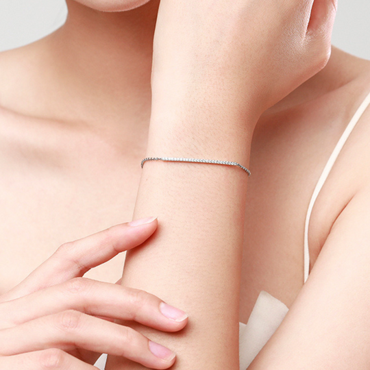 Adjustable Cubic Zirconia Silver Bracelet